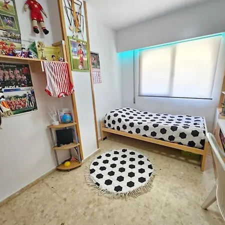 Apartamento Con Piscina A 100 M De La Playa