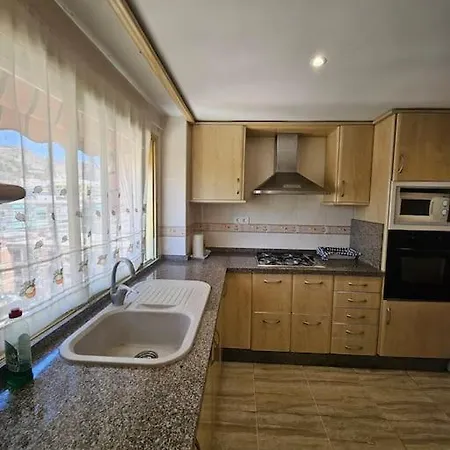 Daire Apartamento Con Piscina A 100 M De La Playa