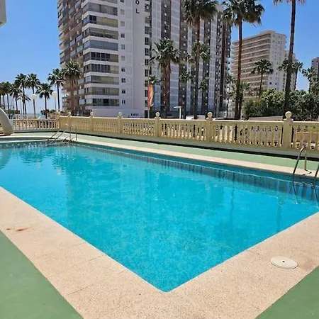 Apartamento Con Piscina A 100 M De La Playa *