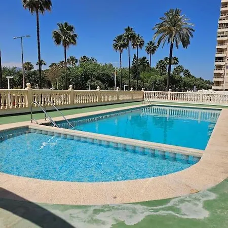 Daire Apartamento Con Piscina A 100 M De La Playa
